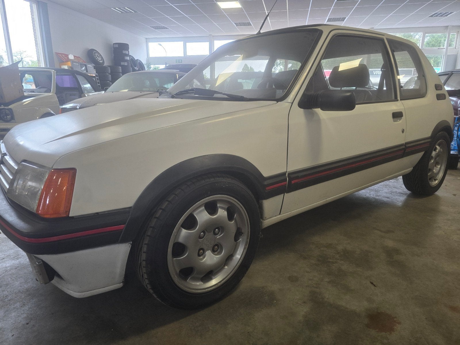 Peugeot 205 gti project Auto. lees text goed!, foto 7