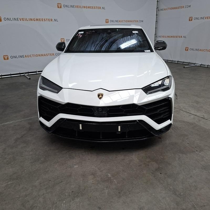 Personenauto, Lamborghini, Urus, Automaat, Overige modellen, Overige carrosserieën, Overige brandstoffen
