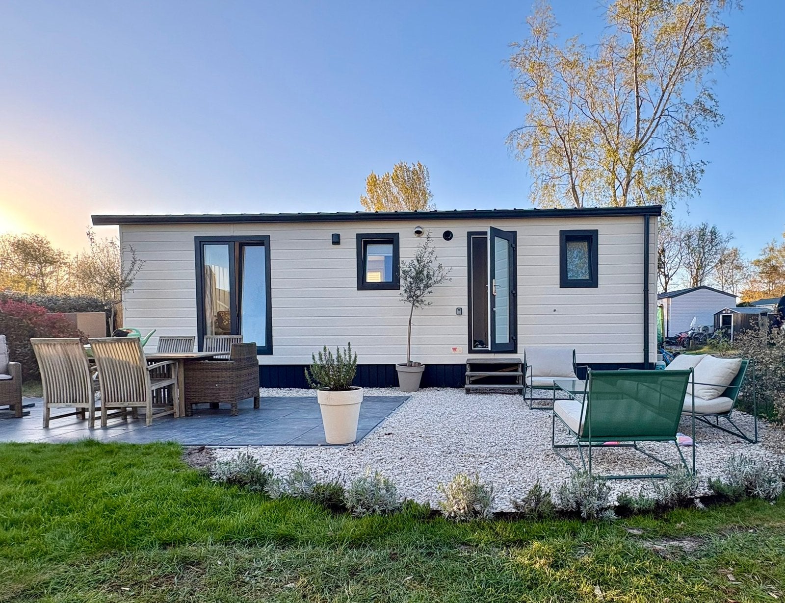 Luxe vrijwel nieuw chalet in Burgh Haamstede, 5 personen, 2 slaapkamers, Zeeland, Recreatiepark