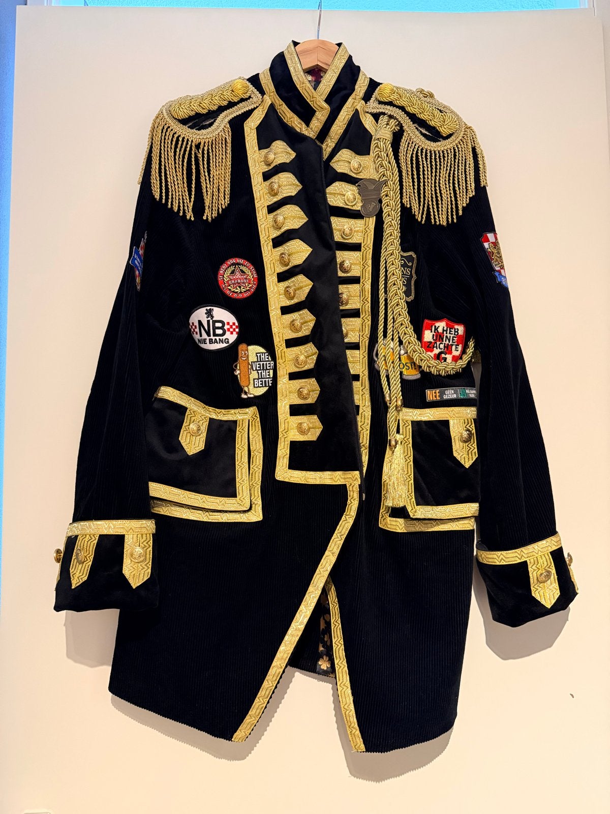 Zeer mooie Brabantse Carnavalsjas  - Zwart/goud, Ophalen, Carnaval, Maat 56/58 (XL), Zo goed als nieuw