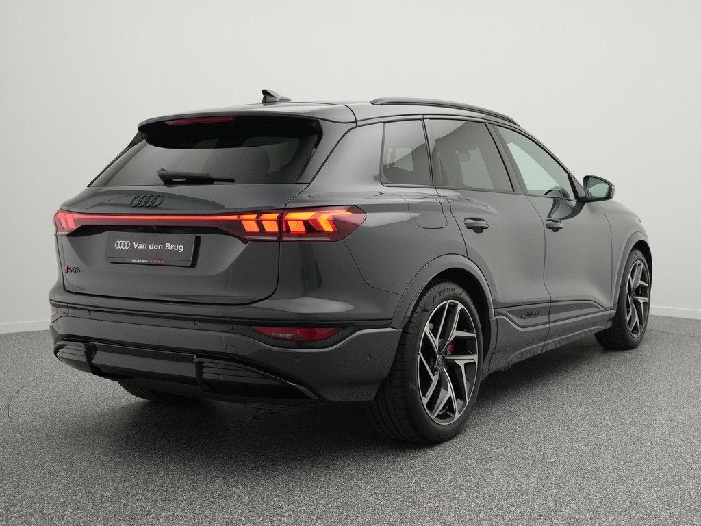 Audi Q6 e-tron SQ6 QUATTRO 490 PK 100 kWh | LED Matrix/ O-Le, Automaat, Adaptive Cruise Control, Gebruikt, 2325 kg