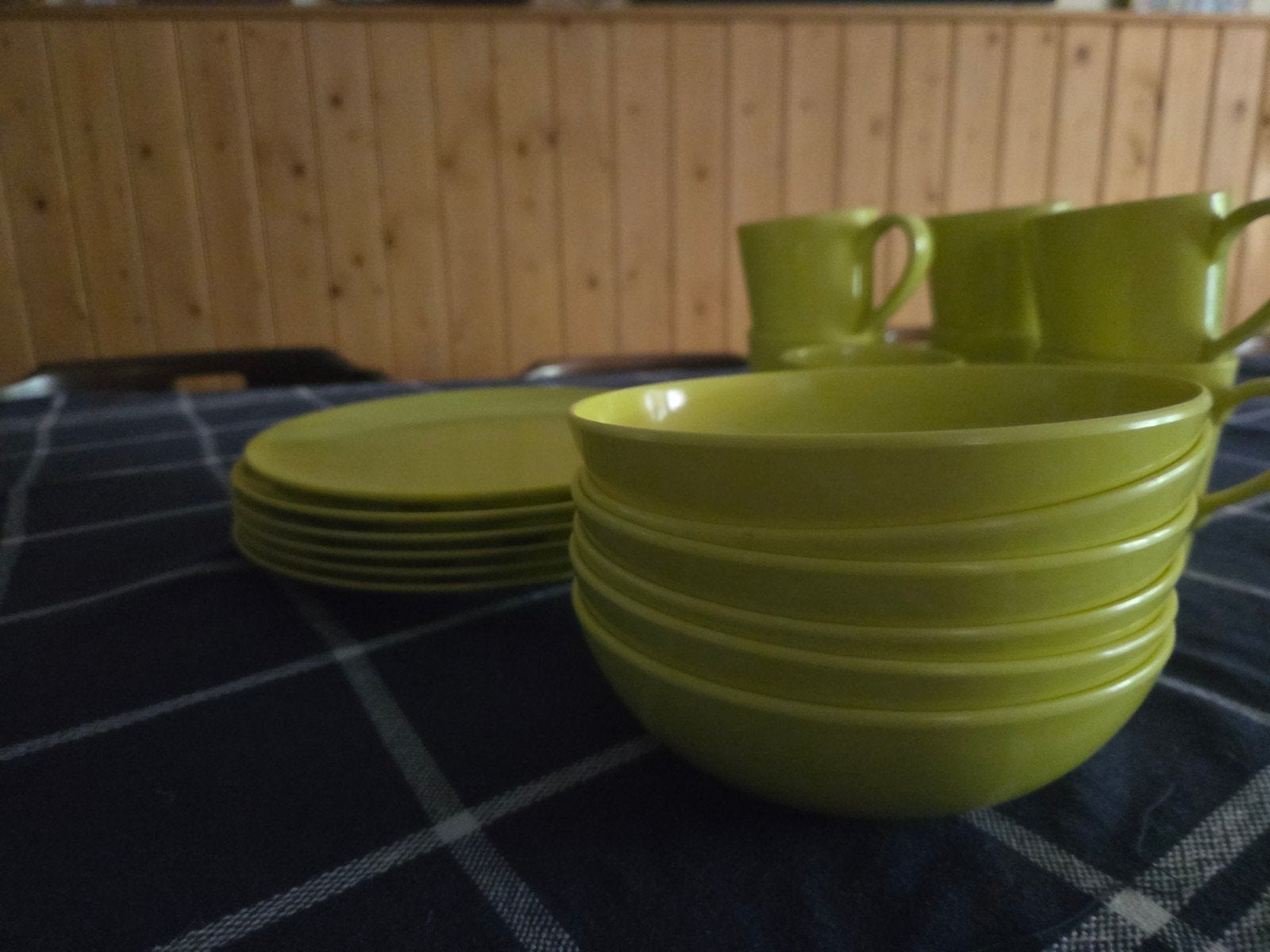 Hema Servies: 6 Borden en 6 Kommen - Zo goed als nieuw, Huis en Inrichting, Keuken | Servies, Zo goed als nieuw, Bord(en), Modern