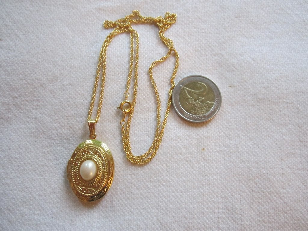 20.  Vintage medaillon met ketting,  60 cm, Sieraden, Tassen en Uiterlijk, Antieke sieraden, Ophalen, Overige materialen, Overige typen