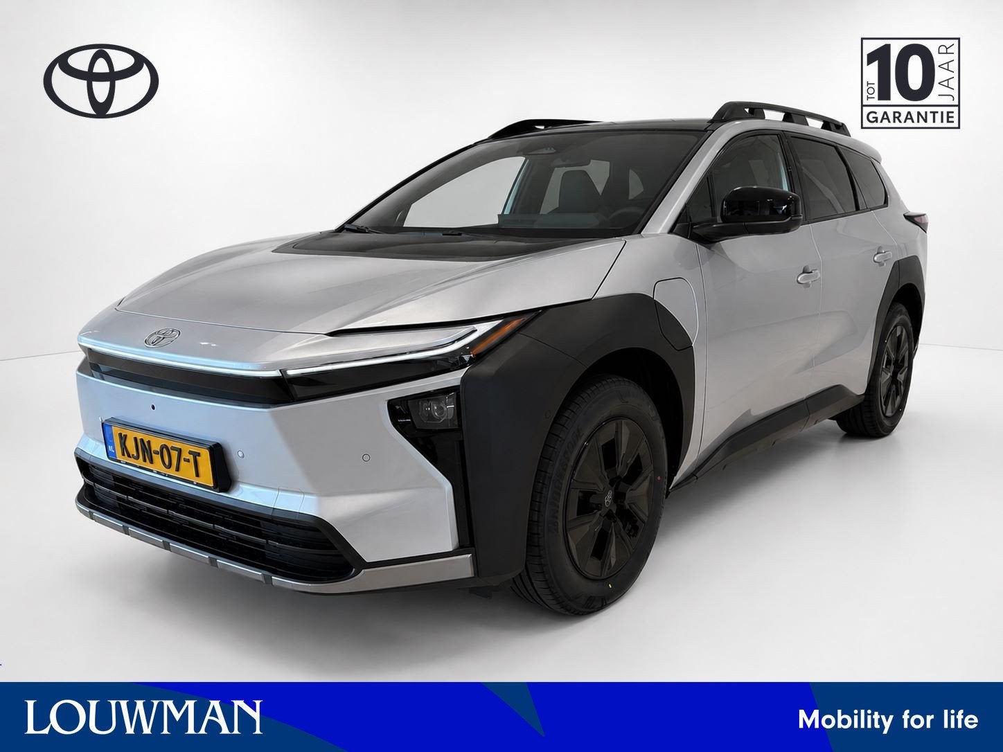 Toyota bZ4X Touring Executive AWD 75 kWh *DEMO* (bj 2026), Automaat, 204 min, 24 min, Vierwielaandrijving