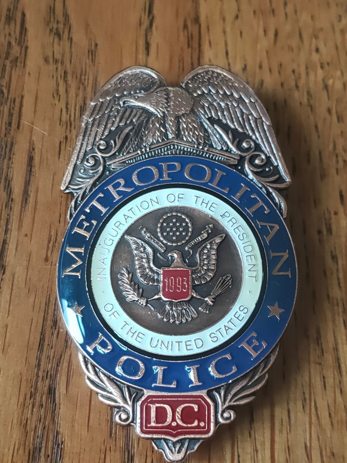 Metropolitan Police D.C. Badge 1993, Bill Clinton Inaugurati, Verzamelen, Ophalen of Verzenden, Landmacht, Amerika, Embleem of Badge