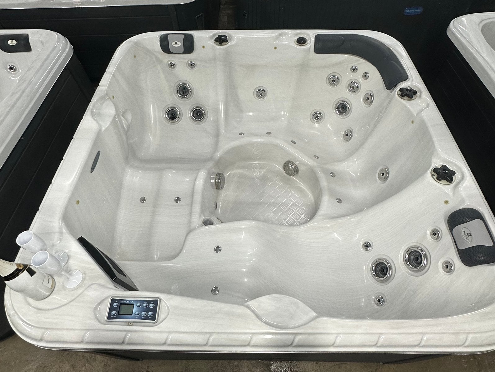 Jacuzzi | Balboa Spa Relax | 5 Persoons, Tuin en Terras, Ophalen of Verzenden