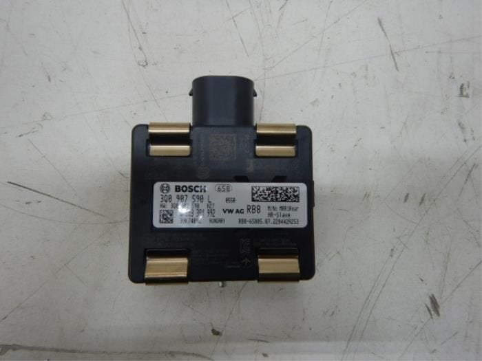 VW Passat B8 Side/Lane Assist Radar Sensor ACC Links, Ophalen of Verzenden, Gebruikt