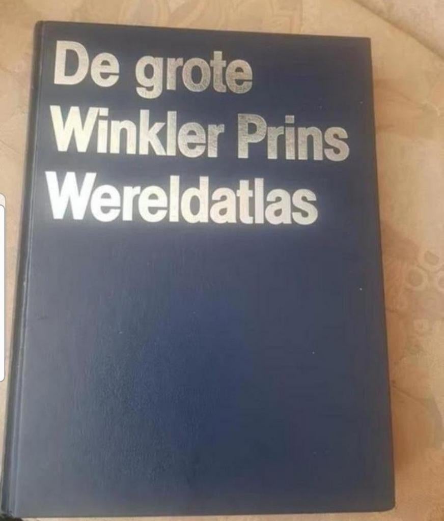 Boek de grote winkler prins wereldatlas, Boeken, Ophalen of Verzenden, 1800 tot 2000, Wereld, Overige atlassen