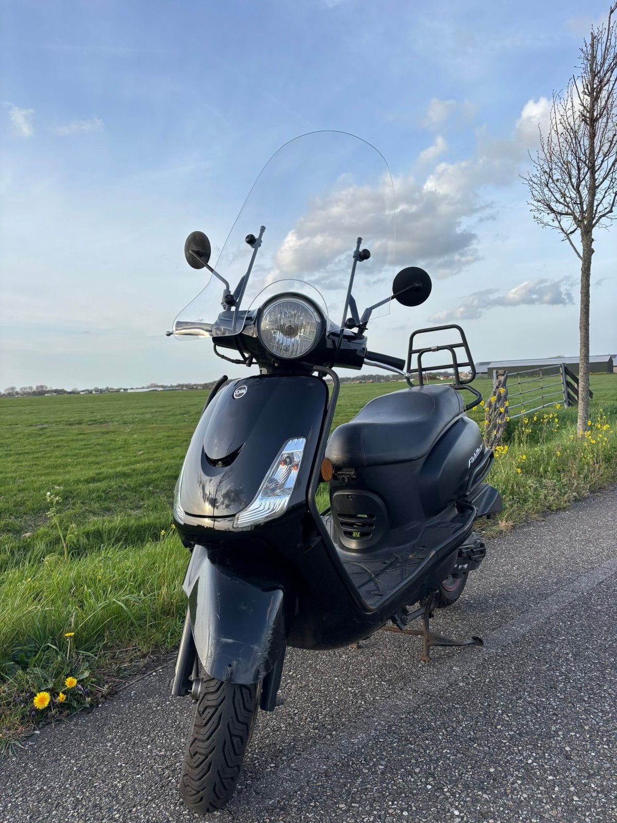 Sym Fiddle ll mat zwart, Fietsen en Brommers, Ophalen, Gebruikt, Benzine, Fiddle