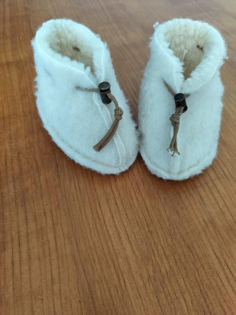 Baby sloffen Alwero 6-12 maanden / maat M, Ophalen of Verzenden, Nieuw, Jongetje of Meisje, Broekje