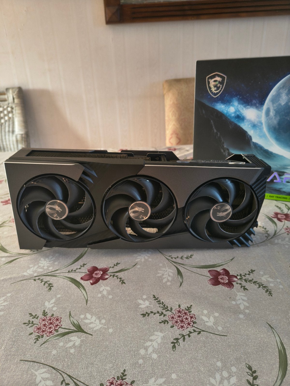 MSI VANGUARD SOC RTX 5090, Overige soorten, Ophalen of Verzenden, Zo goed als nieuw, HDMI