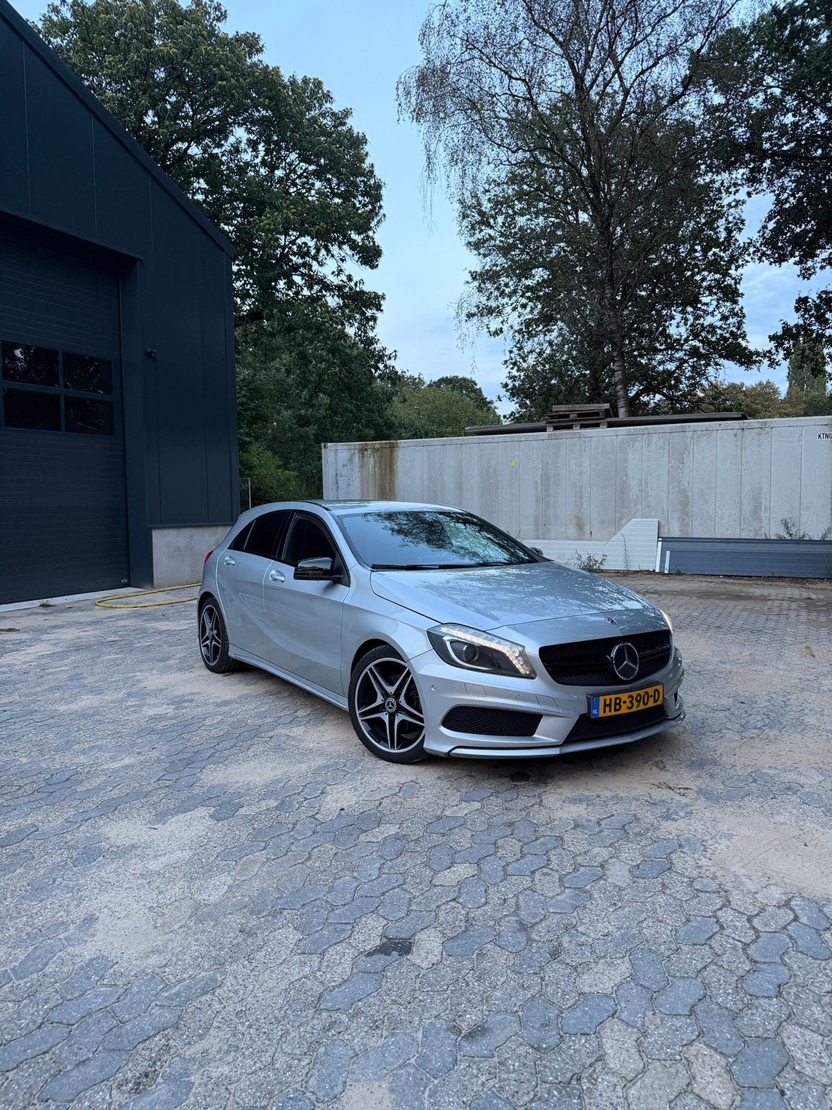 Mercedes-Benz A180 AUT A45 Look, Auto's, 4 cilinders, 122 pk, 1200 kg, 19 km/l