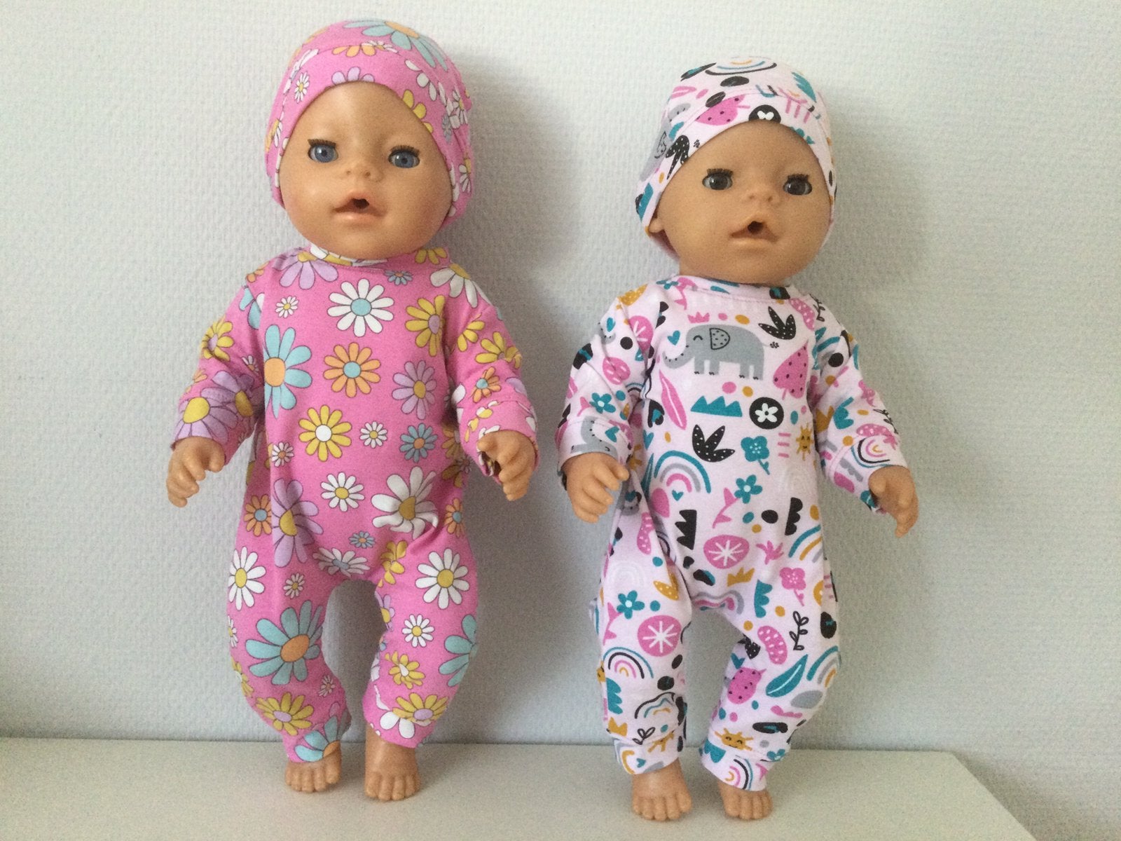 Poppenkleertjes babypop 43 cm babyborn pop 43 cm onesie, Ophalen of Verzenden, Nieuw, Babypop