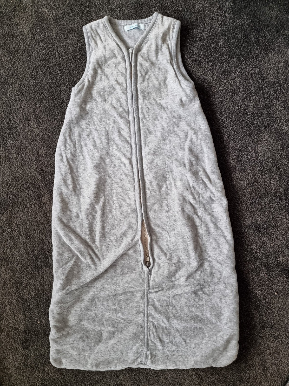 Hema slaapzak unisex grijs mouwloos maat 68-80, Wasbaar, 80 cm, Ophalen of Verzenden, Grijs