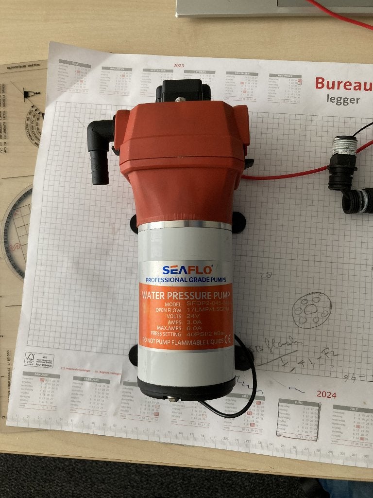 Seaflow waterpomp, Ophalen of Verzenden, Zo goed als nieuw, Motor en Techniek