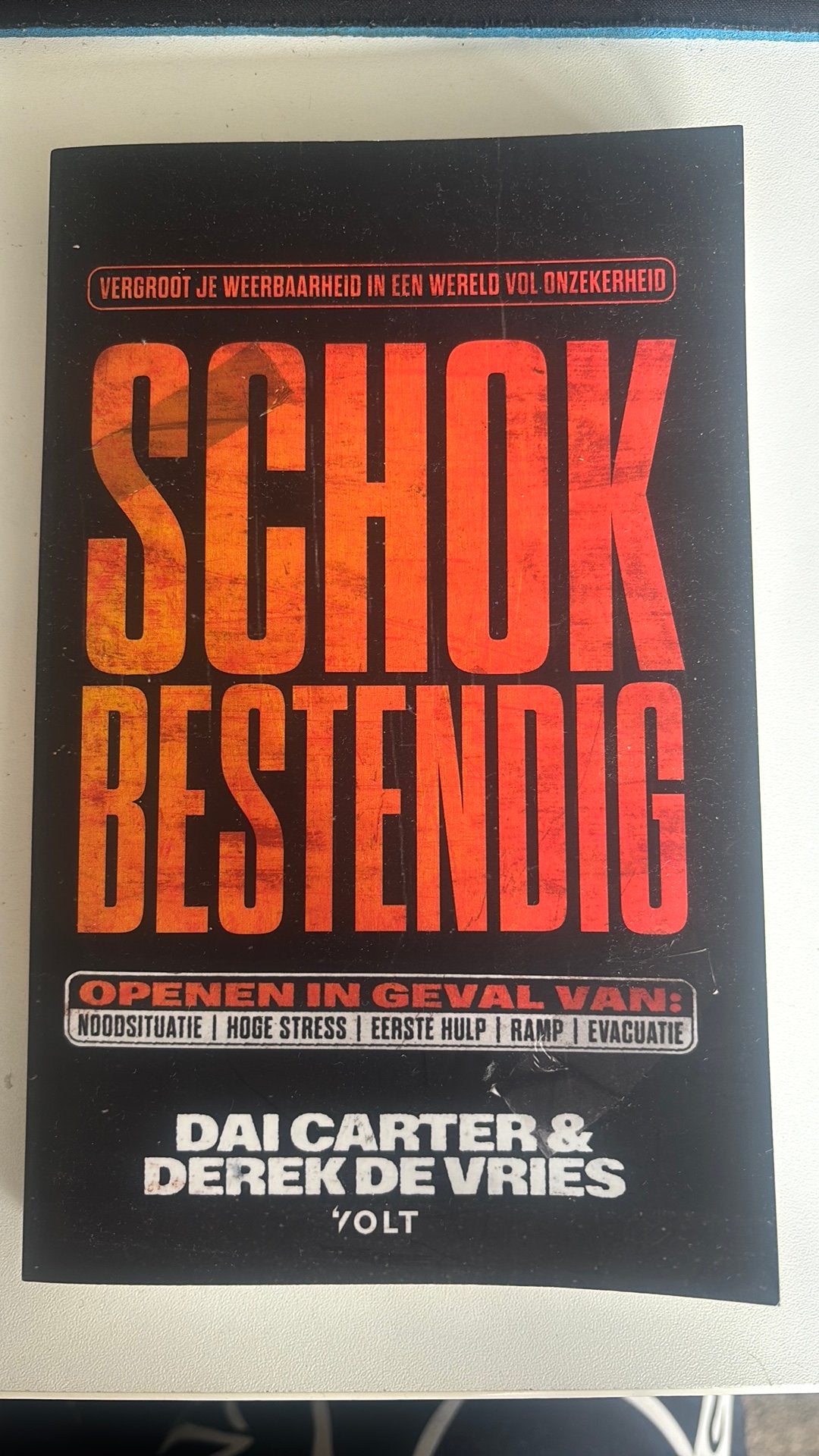 Schokbestendig - Dai Carter & Derek de Vries, Ophalen of Verzenden
