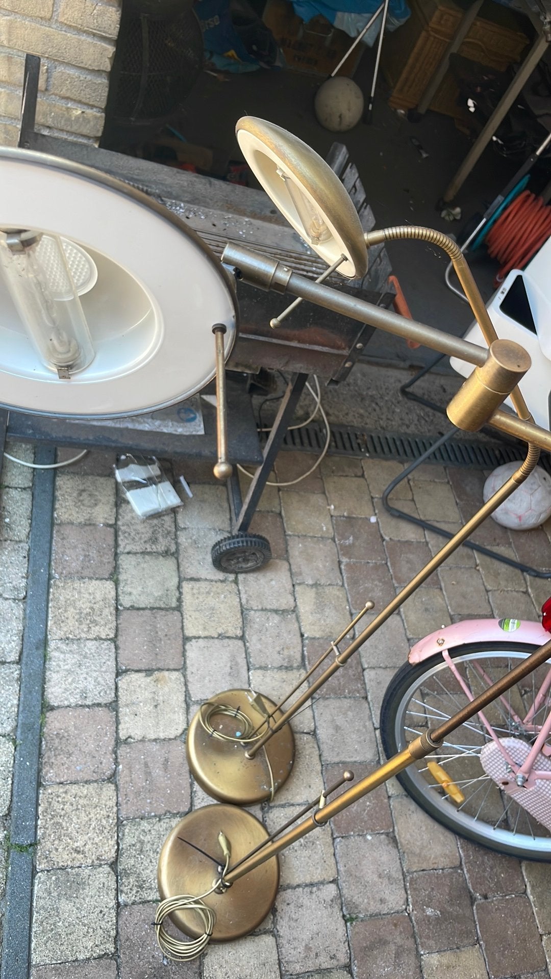 bronzen vloerlamp met leesarm, Ophalen of Verzenden, Zo goed als nieuw