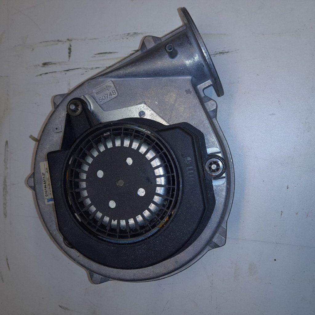 Intergas ventilator  HR (A) 22-24-28-30 kW, Doe-het-zelf en Verbouw, Verwarming en Radiatoren, Ophalen, Gebruikt, Minder dan 30 cm