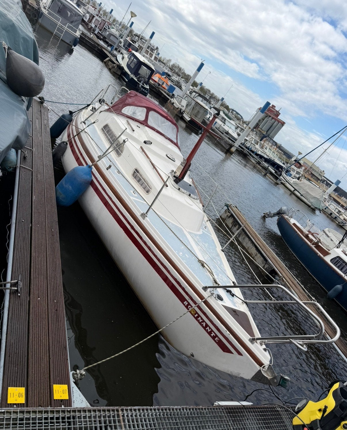Zeilboot met 9 pk inboortmoter, Watersport en Boten, Bootonderdelen, Ophalen of Verzenden, Gebruikt, Zeilboot