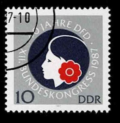 postzegel 2699 DDR Vrouwenbond 1947-1987, Postzegels en Munten, Postzegels | Europa | Duitsland, Ophalen of Verzenden, DDR, Gestempeld
