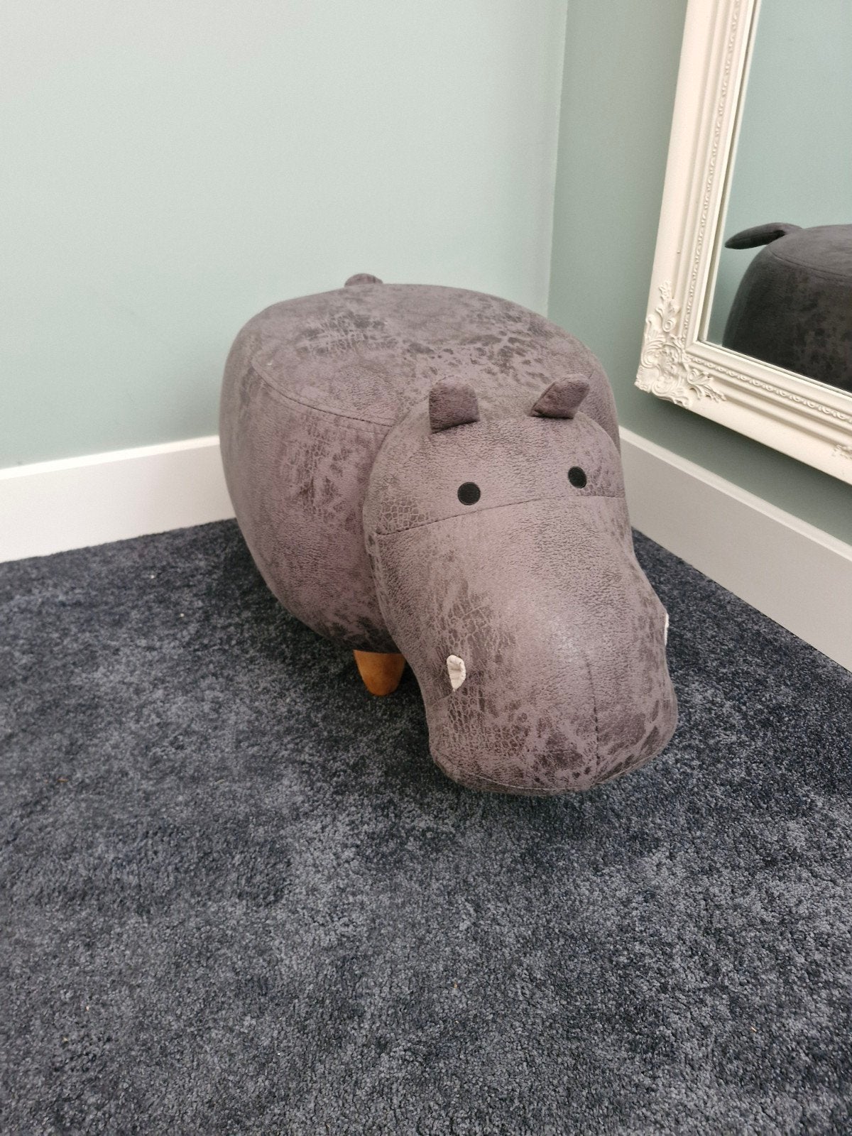 Nijpaard poef, Ophalen, Zo goed als nieuw, Rond, Minder dan 50 cm