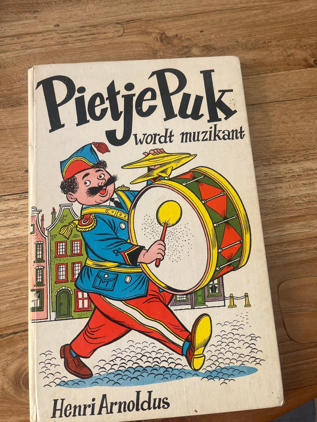Pietje Puk wordt muzikant - Henri Arnoldus, Ophalen of Verzenden, Gelezen, Fictie algemeen