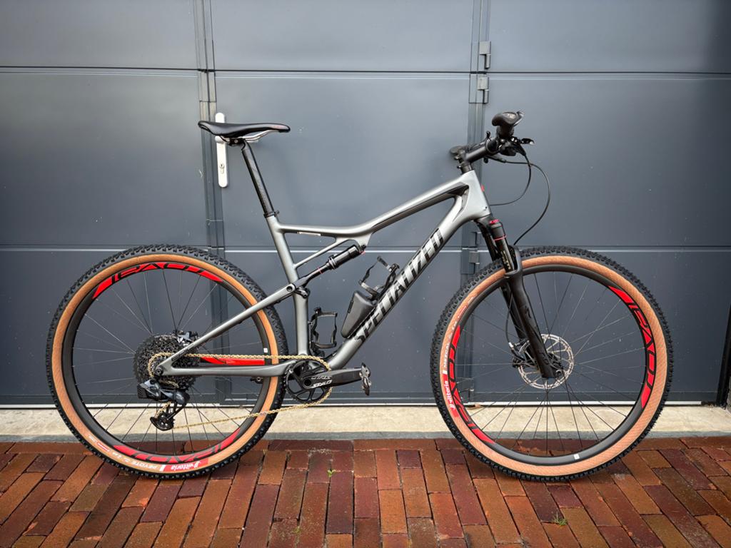 Specialized Epic Expert Carbon XL | Carbon wielen | Sram AXS, Fietsen en Brommers, Fietsen | Mountainbikes en ATB, Zo goed als nieuw