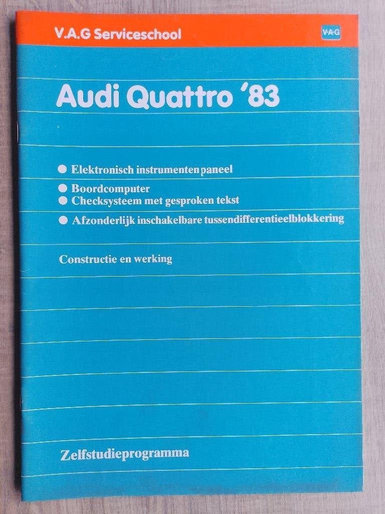 Audi Ur Quattro 83' Elektronisch instrumentenpaneel boek, Boeken, Auto's | Boeken, Ophalen of Verzenden, Gelezen, Audi