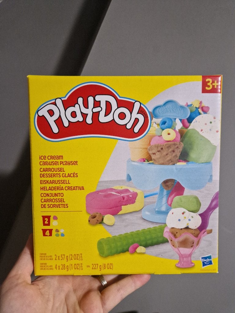 Nieuw! Play-Doh IJscocarrousel Speelset, Kinderen en Baby's, Speelgoed | Educatief en Creatief, Ophalen of Verzenden, Nieuw, Bouwen