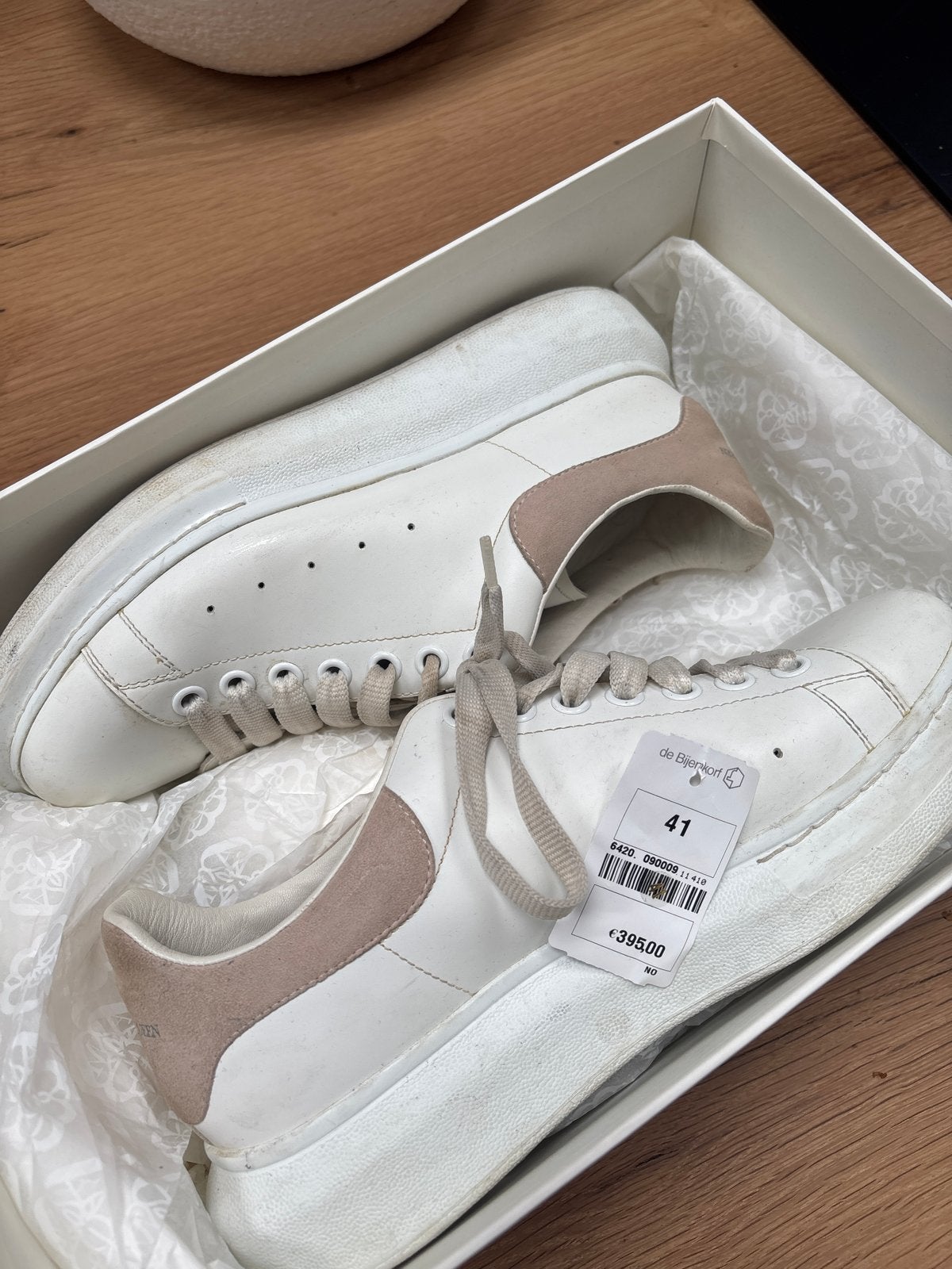 Alexander McQueen sneakers - Zo goed als nieuw, Kleding | Dames, Ophalen of Verzenden, Zo goed als nieuw, Wit, Sneakers of Gympen