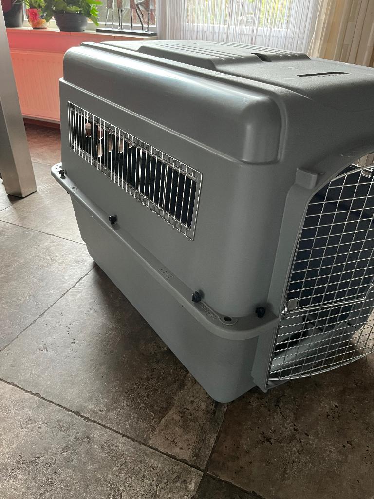 Transportbox, bench, hondenkennel, Sky Kennel Ultra Petmate, Dieren en Toebehoren, Transportboxen, Ophalen, Zo goed als nieuw