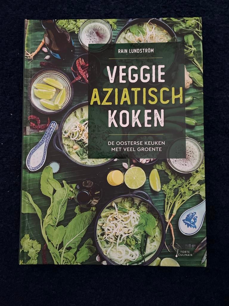 Rain Lundström - Veggie Aziatisch koken, Hoofdgerechten, Azië en Oosters, Vegetarisch, Ophalen of Verzenden
