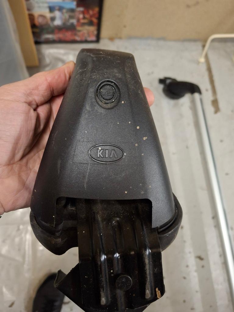 Originele KIA RIO dakdragers, Ophalen