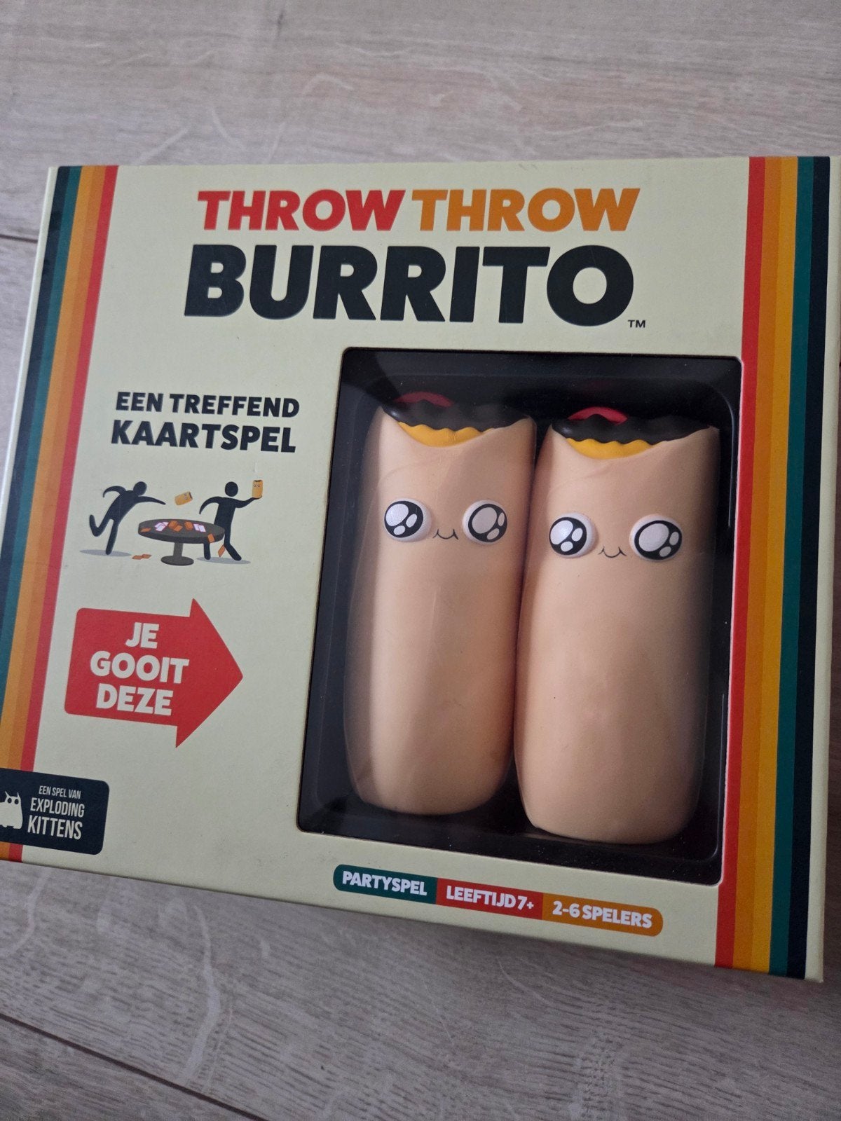 Throw Throw Burrito: Het hilarische kaartspel!, Vijf spelers of meer, Ophalen of Verzenden, Gebruikt, Exploding Kittens