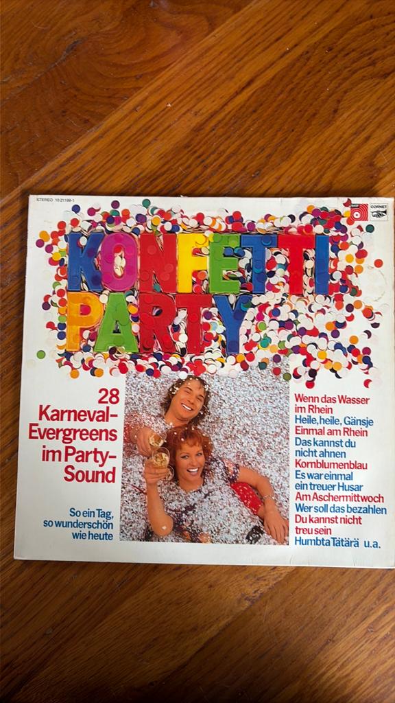 Konfetti Party - 28 Karneval Evergreens LP, Gebruikt, Overige genres, Ophalen of Verzenden, 1970 - 1979