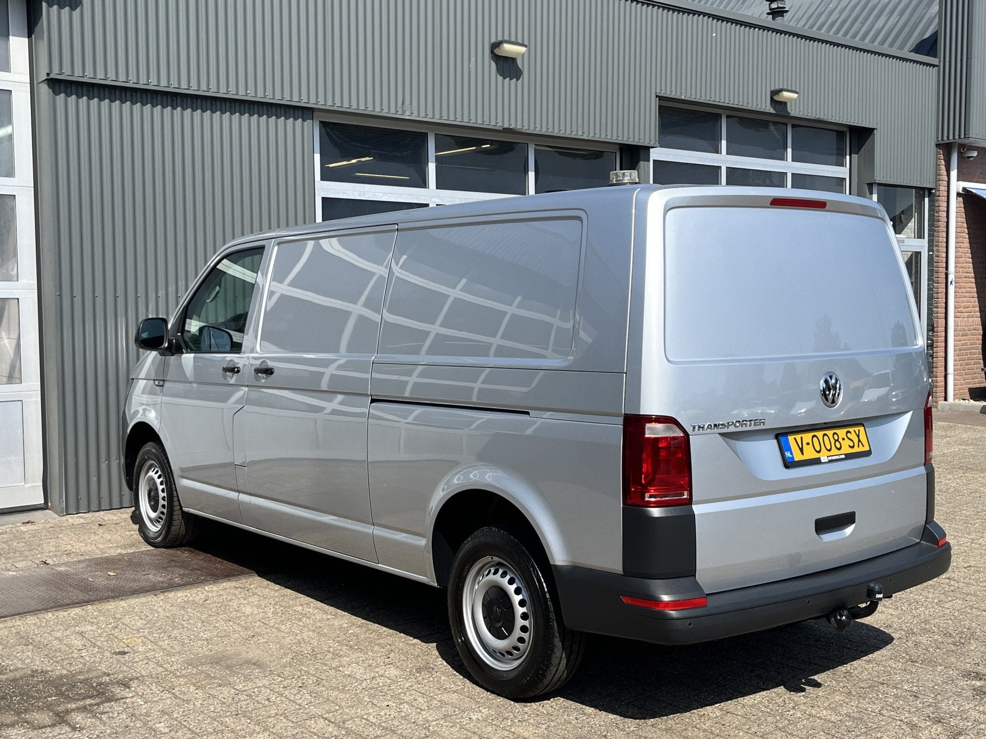 Volkswagen Transporter 2.0 TSI L2H1 Benzine Dubbele Schuifde, Voorwielaandrijving, Stof, Gebruikt, 4 cilinders
