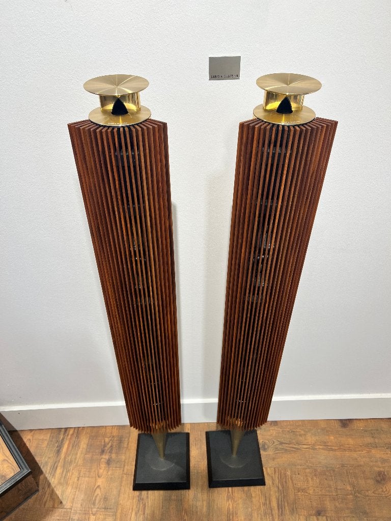 Bang & Olufsen Beolab 18 Gold Tone/ Walnoot DEMO NEW!, Audio, Tv en Foto, Stereo speakers, Bang & Olufsen, Nieuw, Ophalen of Verzenden