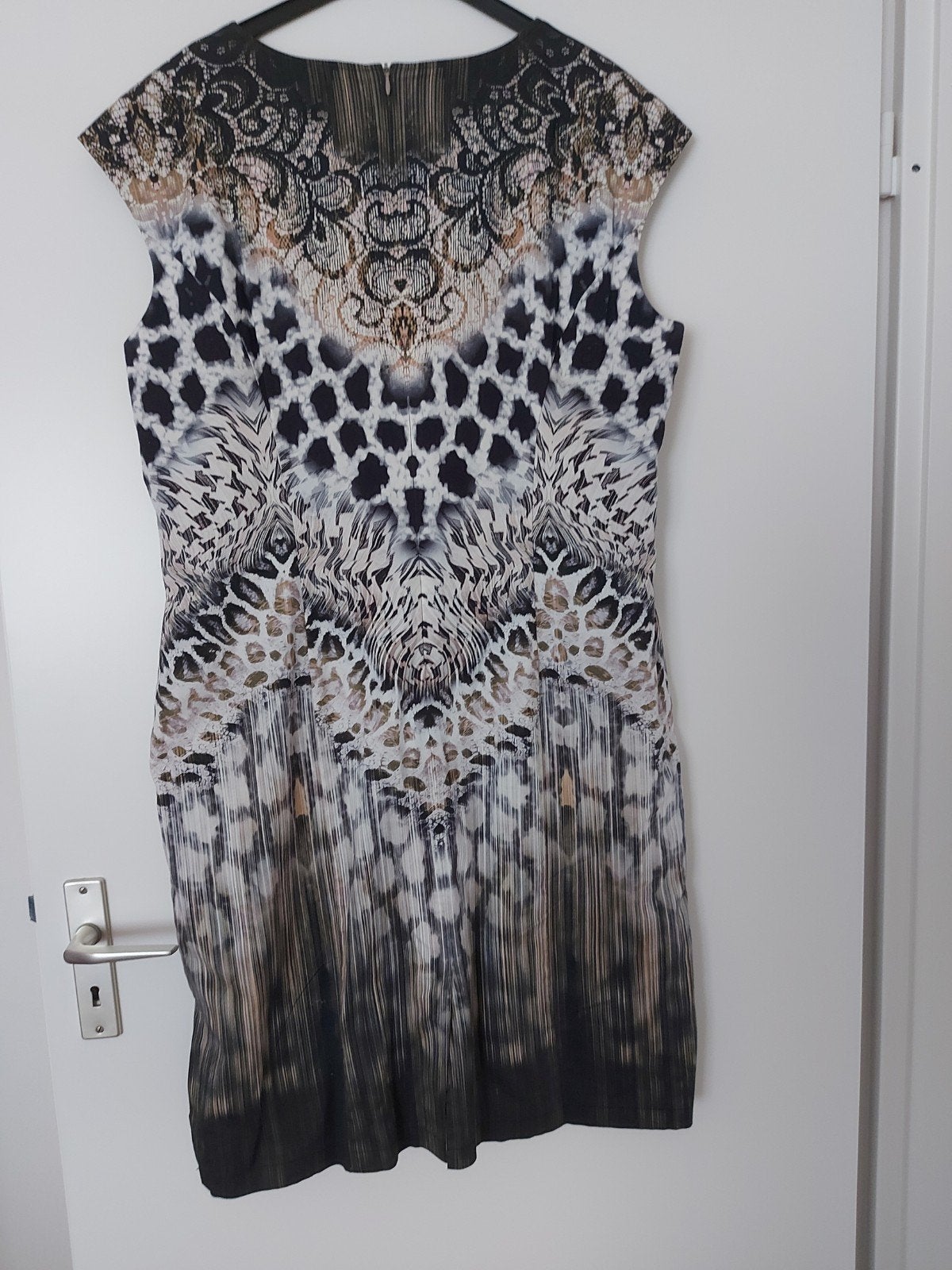 Gerry Weber mouwloze getailleerde jurk met print, Kleding | Dames, Overige kleuren, Maat 46/48 (XL) of groter, Ophalen of Verzenden
