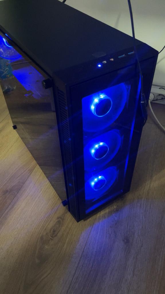 Nieuwe pc met 180hz monitor asus, Computers en Software, Desktop Pc's, Ophalen, 32 GB, Zelf gebouwde pc, Nieuw