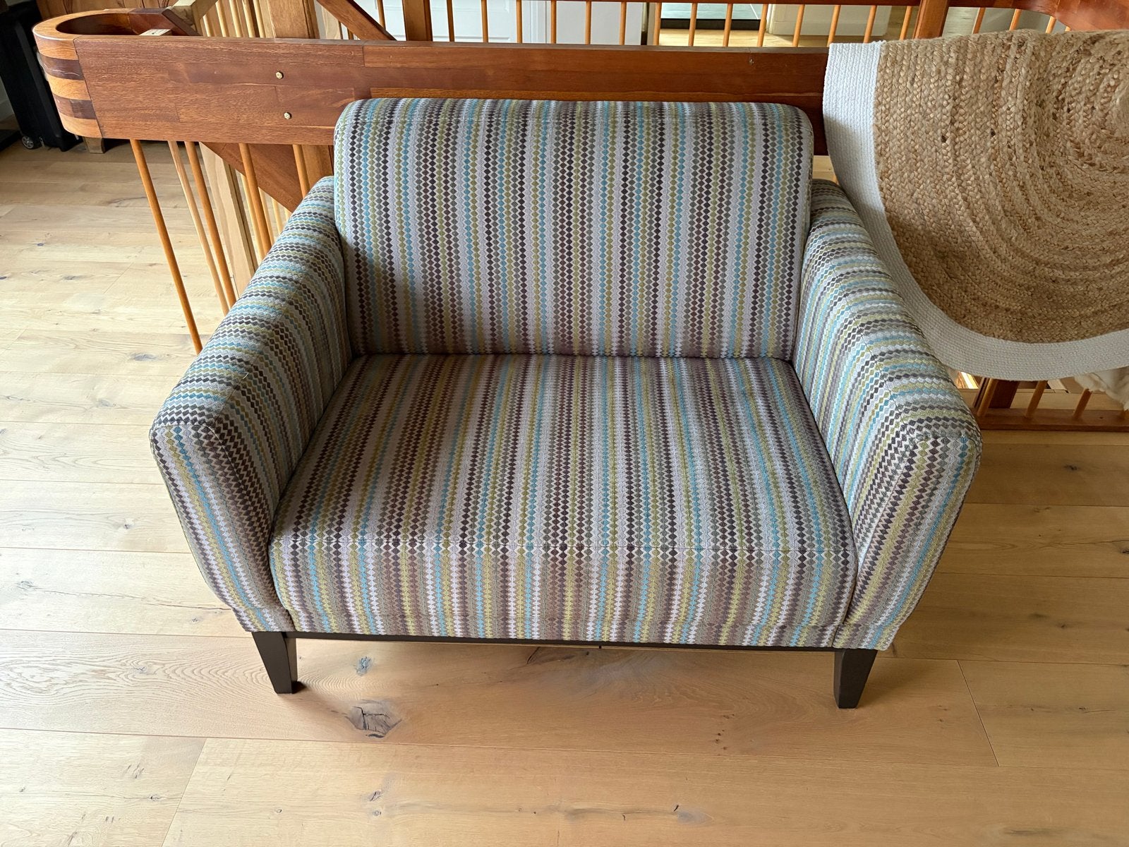 Feelings Run Loveseat - Comfortabel en Stijlvol, Huis en Inrichting, Banken | Sofa's en Chaises Longues, Ophalen, Tweepersoons