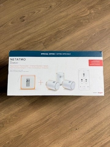 Netatmo Slimme Thermostaat + 3 slimme Radiatorknop, Ophalen of Verzenden, Slimme thermostaat, Gebruikt
