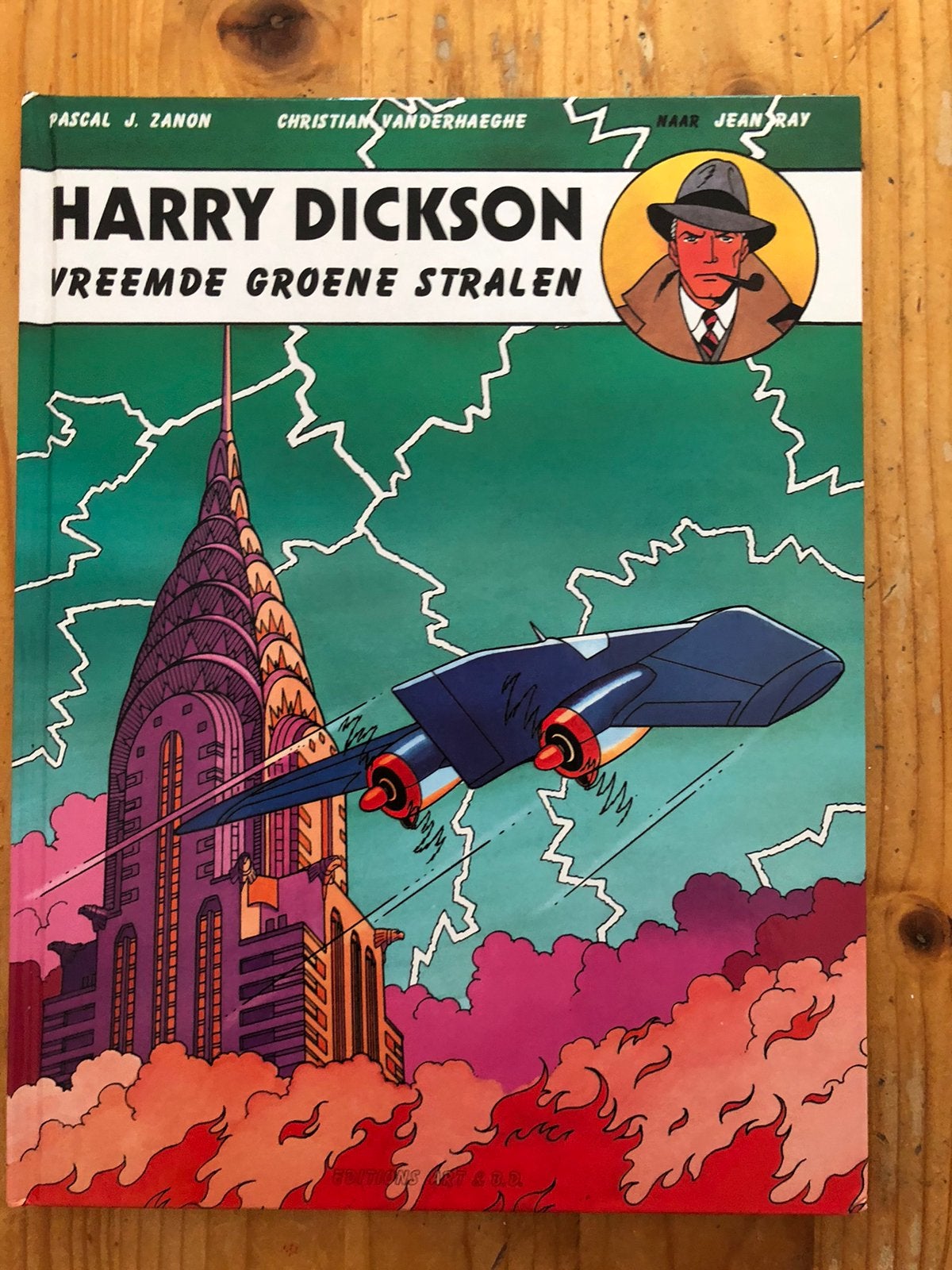Harry Dickson - Vreemde groene stralen HC, Eén stripboek, Ophalen of Verzenden, Zo goed als nieuw