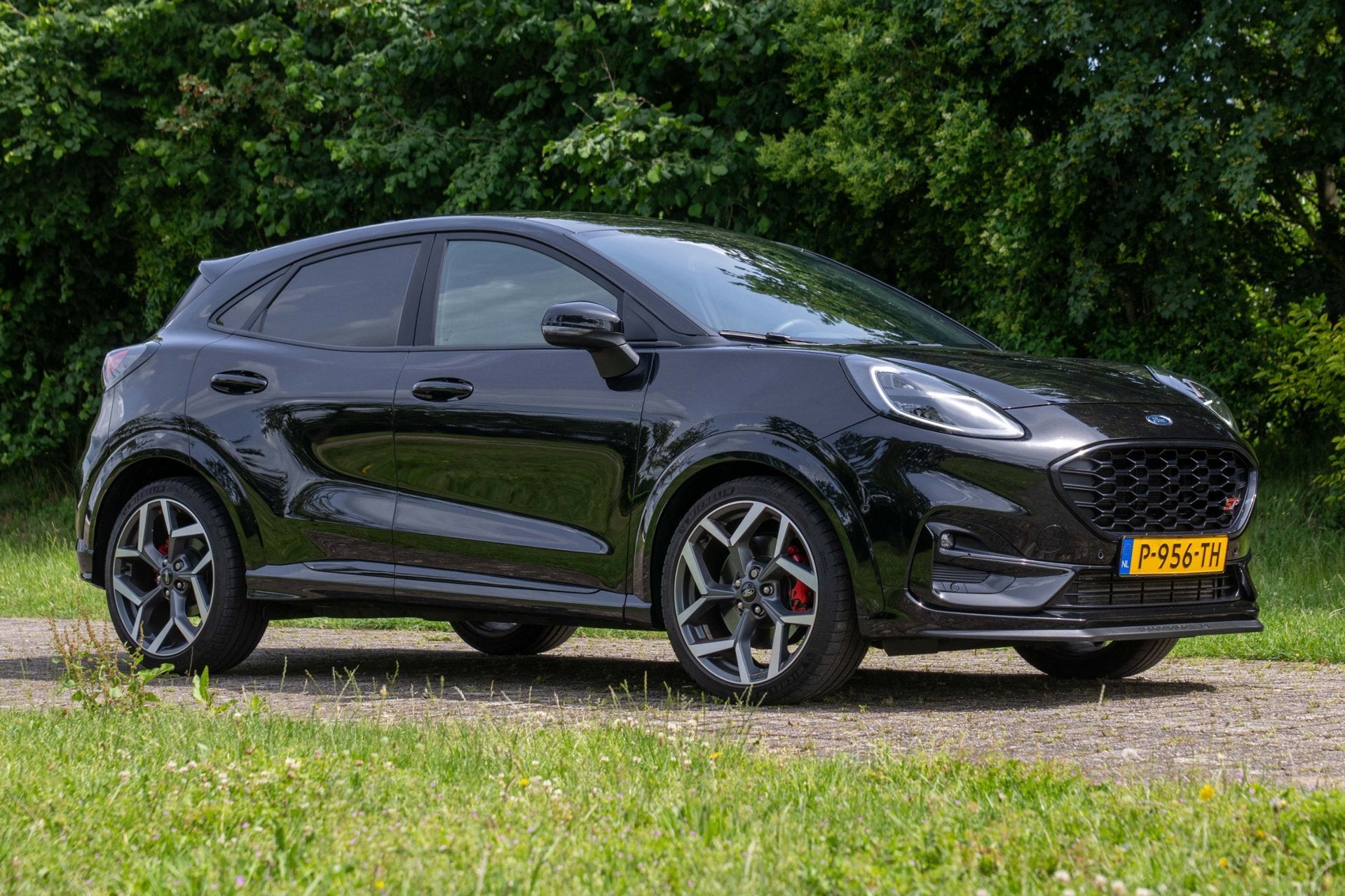 Ford Puma 1.5 EcoBoost ST-X 200PK Recaro B&O +NAP, Auto's, Ford, Leder en Stof, Zwart, Automatische klimaatregeling, Bedrijf