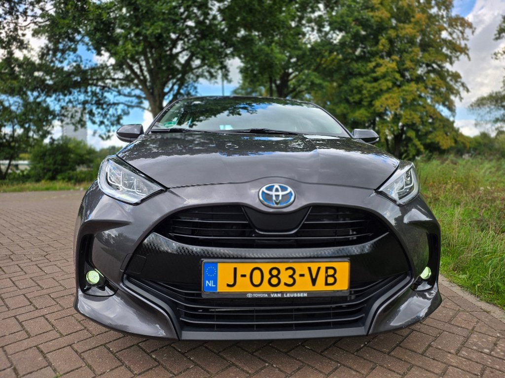 Foto 4 van Yaris Hybrid 2020 grijs Garantie Trekh, Android auto Keyless