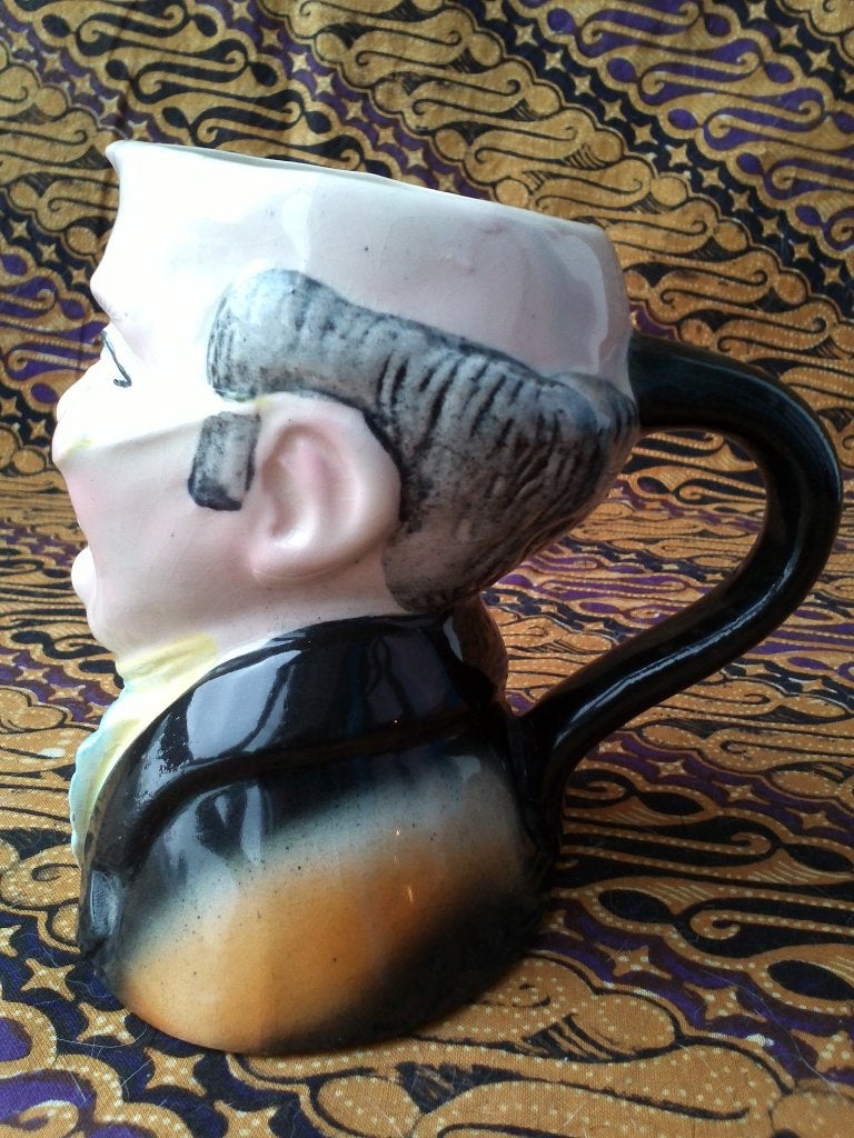 Mister Pickwick mooie oude Toby jug uit Engeland 11,3 cm., Antiek en Kunst, Ophalen of Verzenden