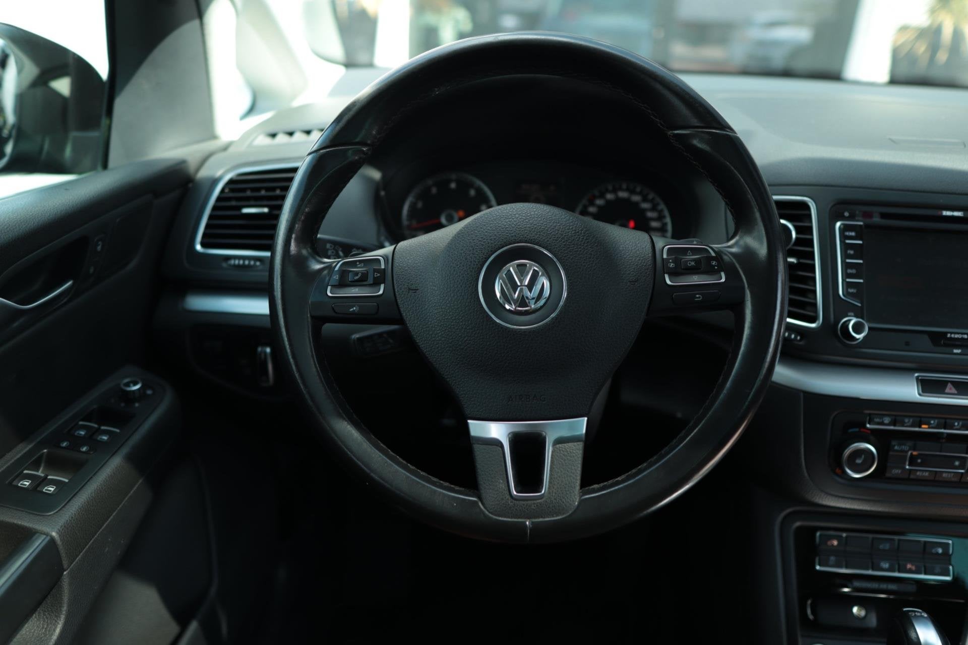 Volkswagen SHARAN 2.0 TSI Highline |7pers|DSG|Pano|Xenon|Nav, Auto's, Volkswagen, Euro 5, Gebruikt, 7 stoelen, Zwart