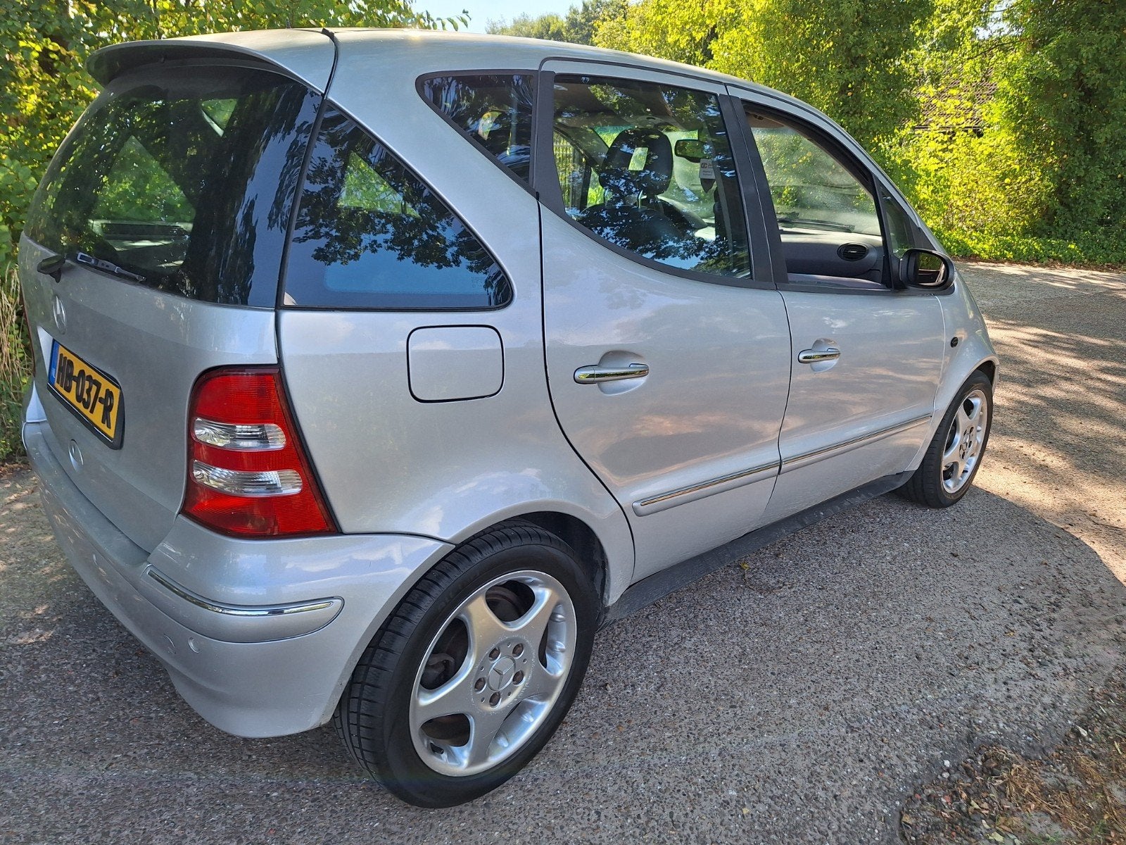 Mercedes-Benz A 1.9 bj 2003 Grijs autm. leer.airco.apk 3-27, Auto's, Mercedes-Benz, Automaat, 125 pk, Zwart, 4 cilinders