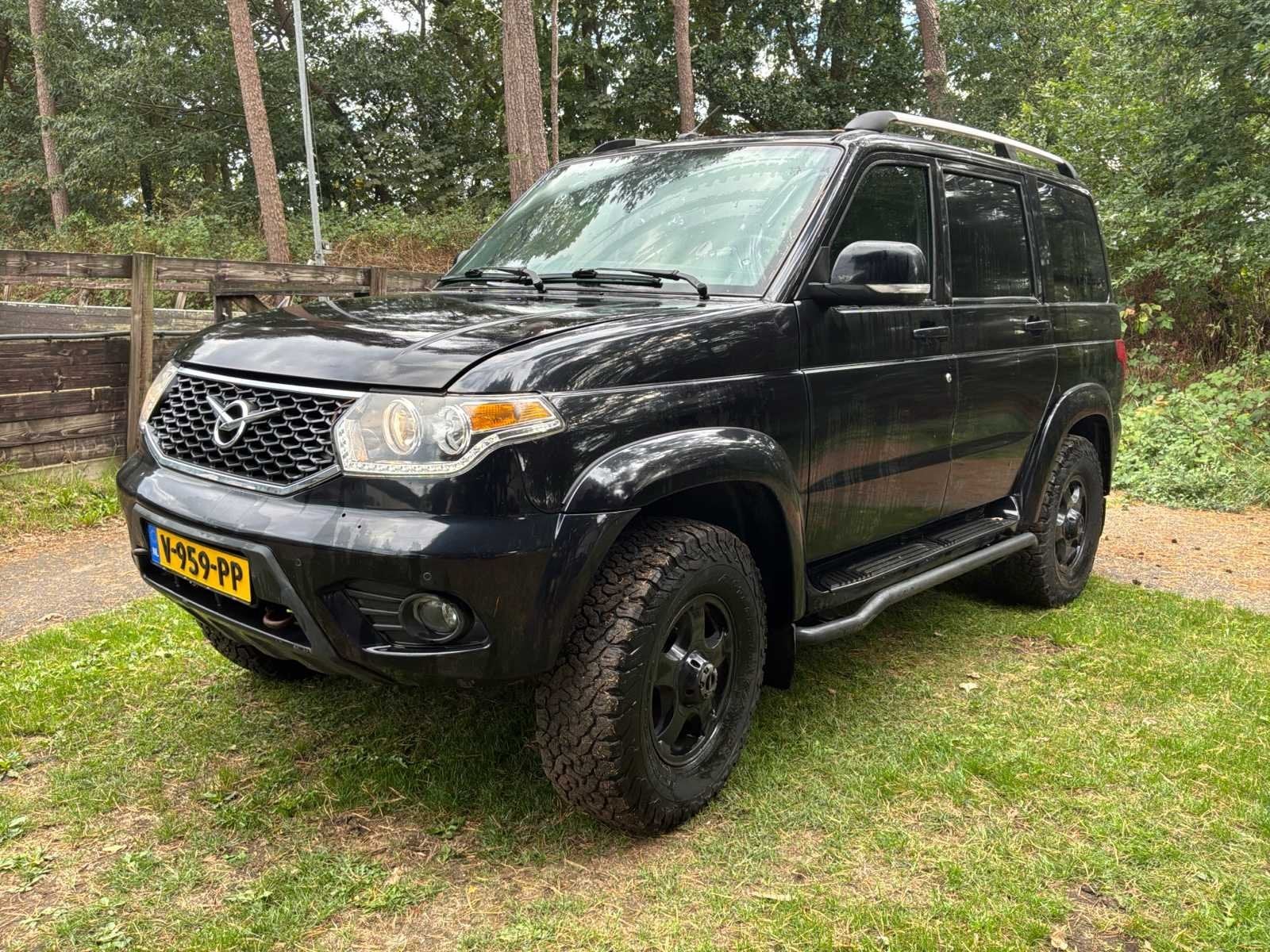 2018 Uaz Patriot Bedrijfswagen, Auto's, Overige merken, Gebruikt, Euro 6, Origineel Nederlands