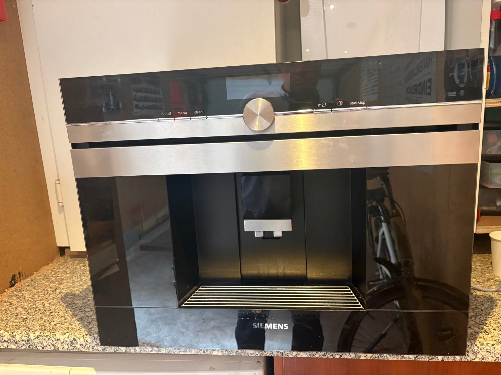 Siemens inbouw koffie machine, Witgoed en Apparatuur, Koffiezetapparaten, Ophalen, Afneembaar waterreservoir, Gebruikt, Koffiemachine
