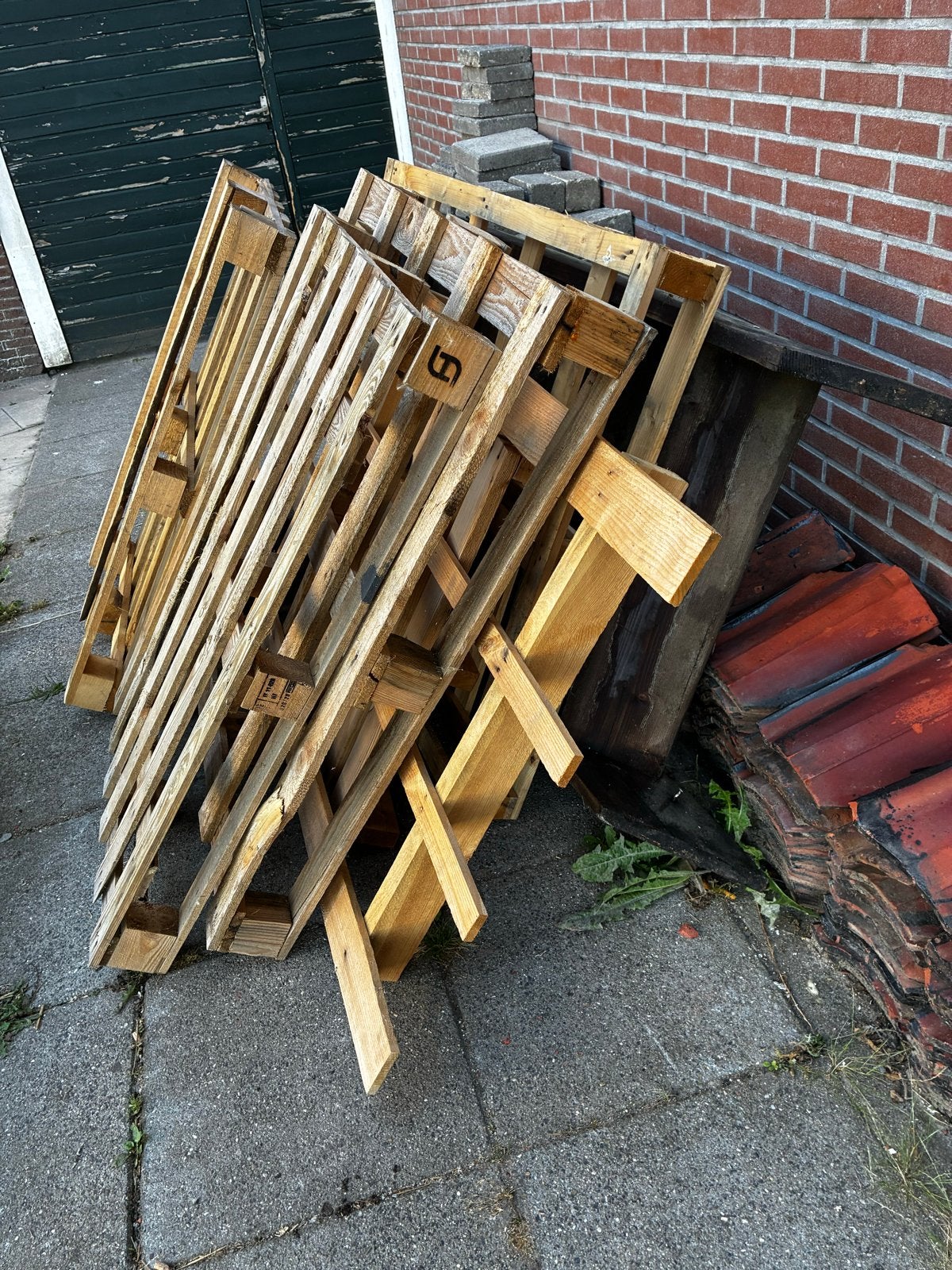 Gratis pallets - 8 stuks in verschillende maten, Ophalen, Gebruikt, Pallet